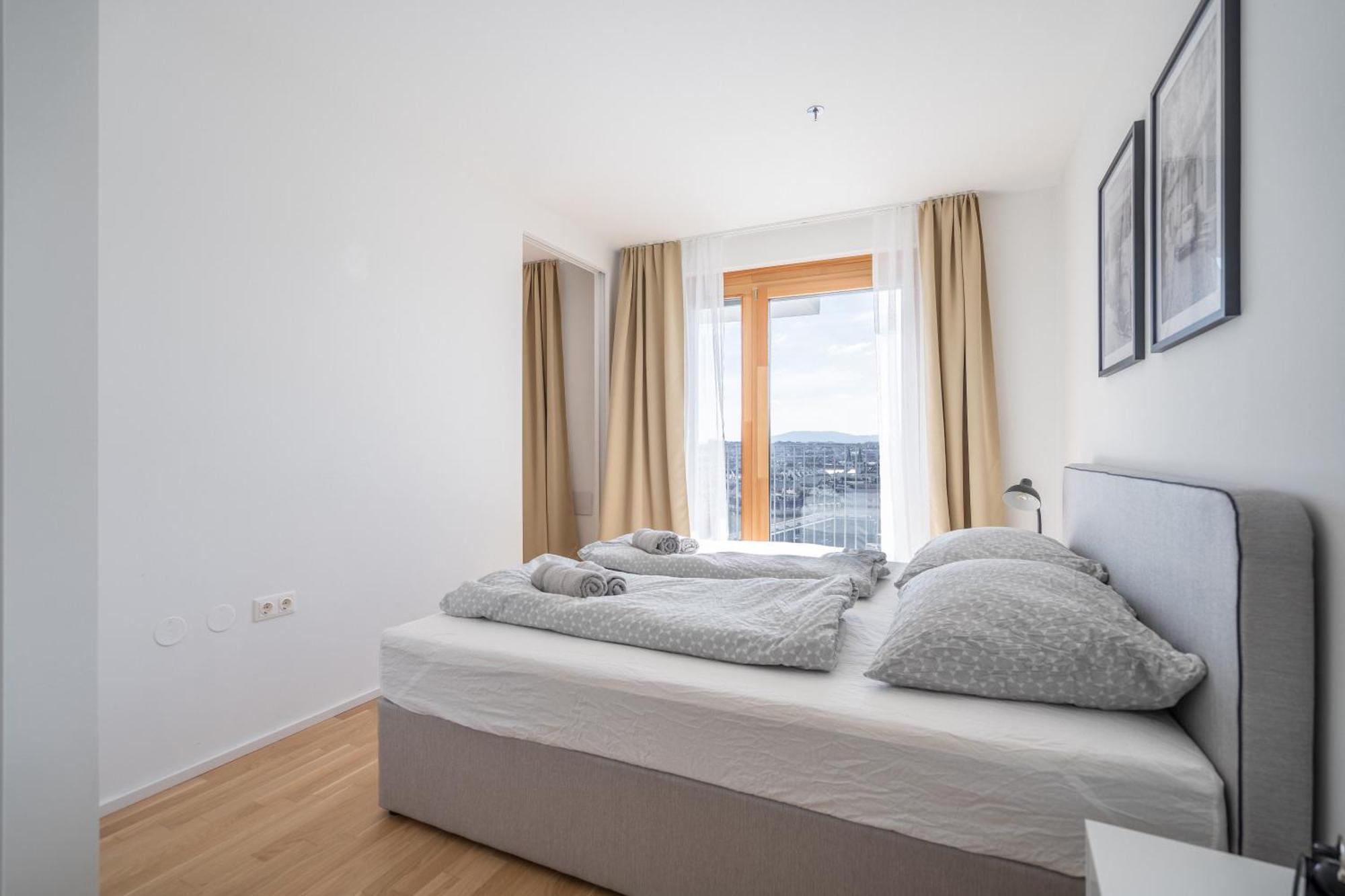 Whats-App Self-Check-In - Paerchen Wohnung Am Hauptbahnhof Viena Quarto foto